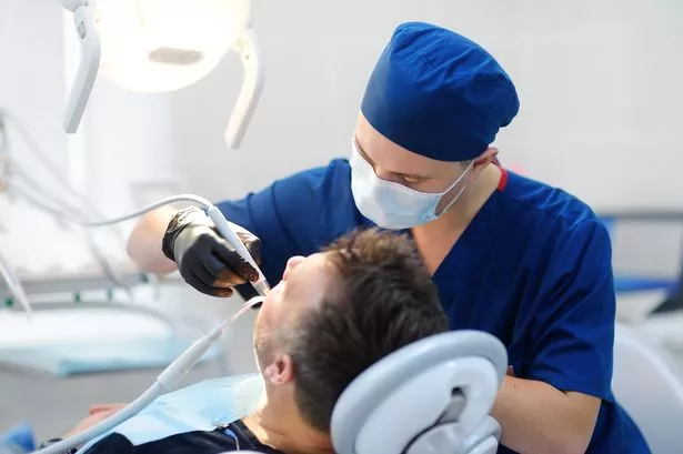 Cosmetic dentist in Agoura Hills